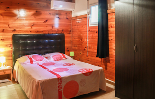 F4 chambre lit double residence roxelle saint pierre martinique